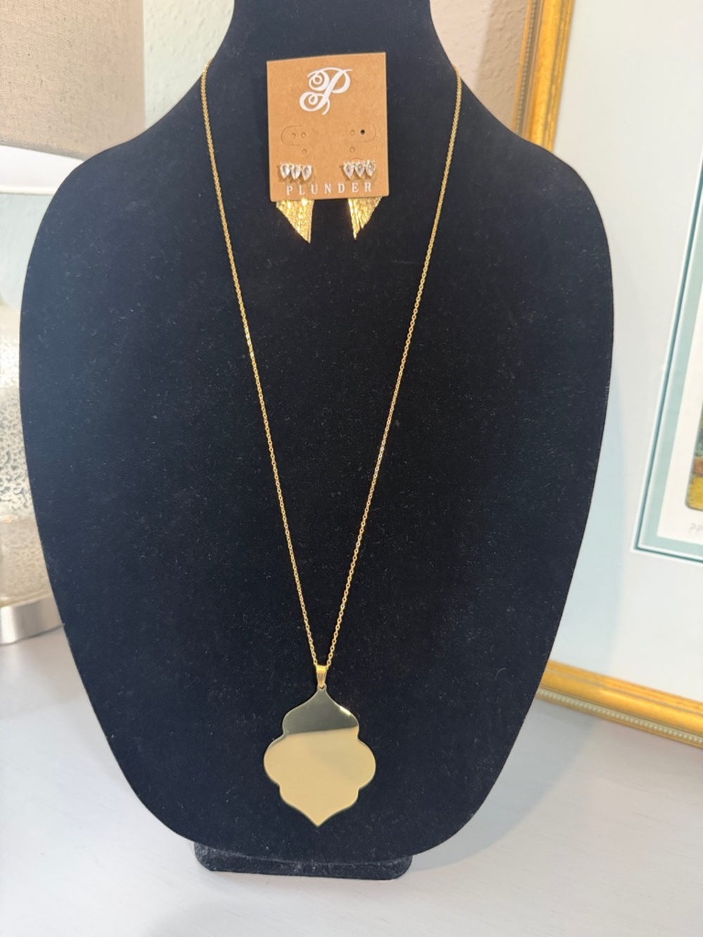 Plunder Gold Mirror-Polished Medallion Pendant Necklace